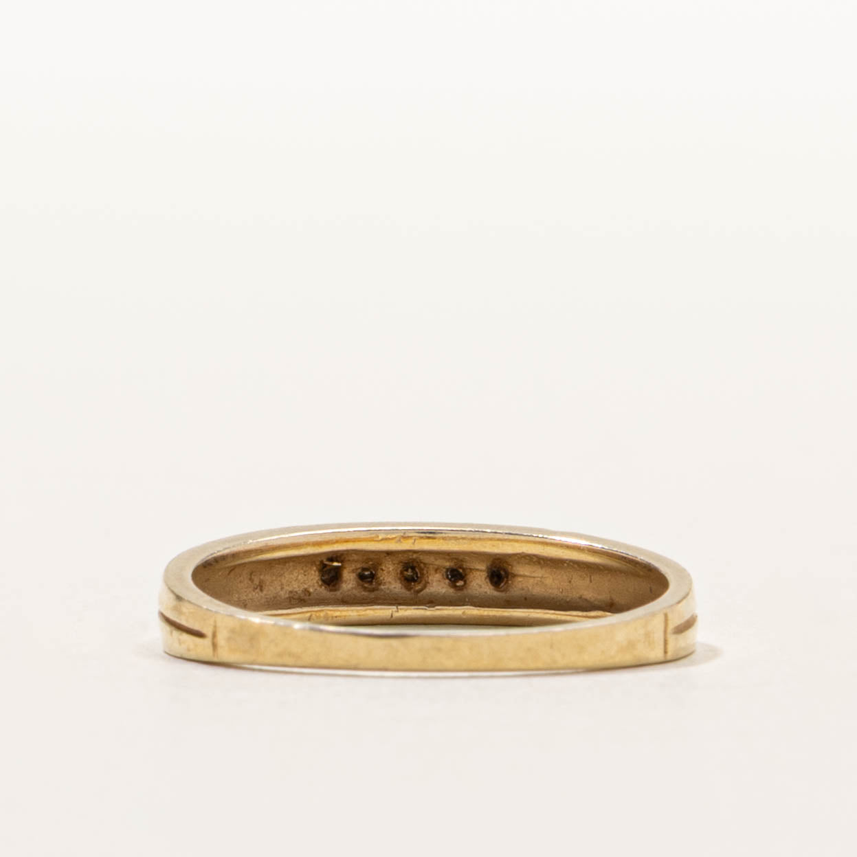 10k Diamond Marquise Grooved Ring | SZ 6