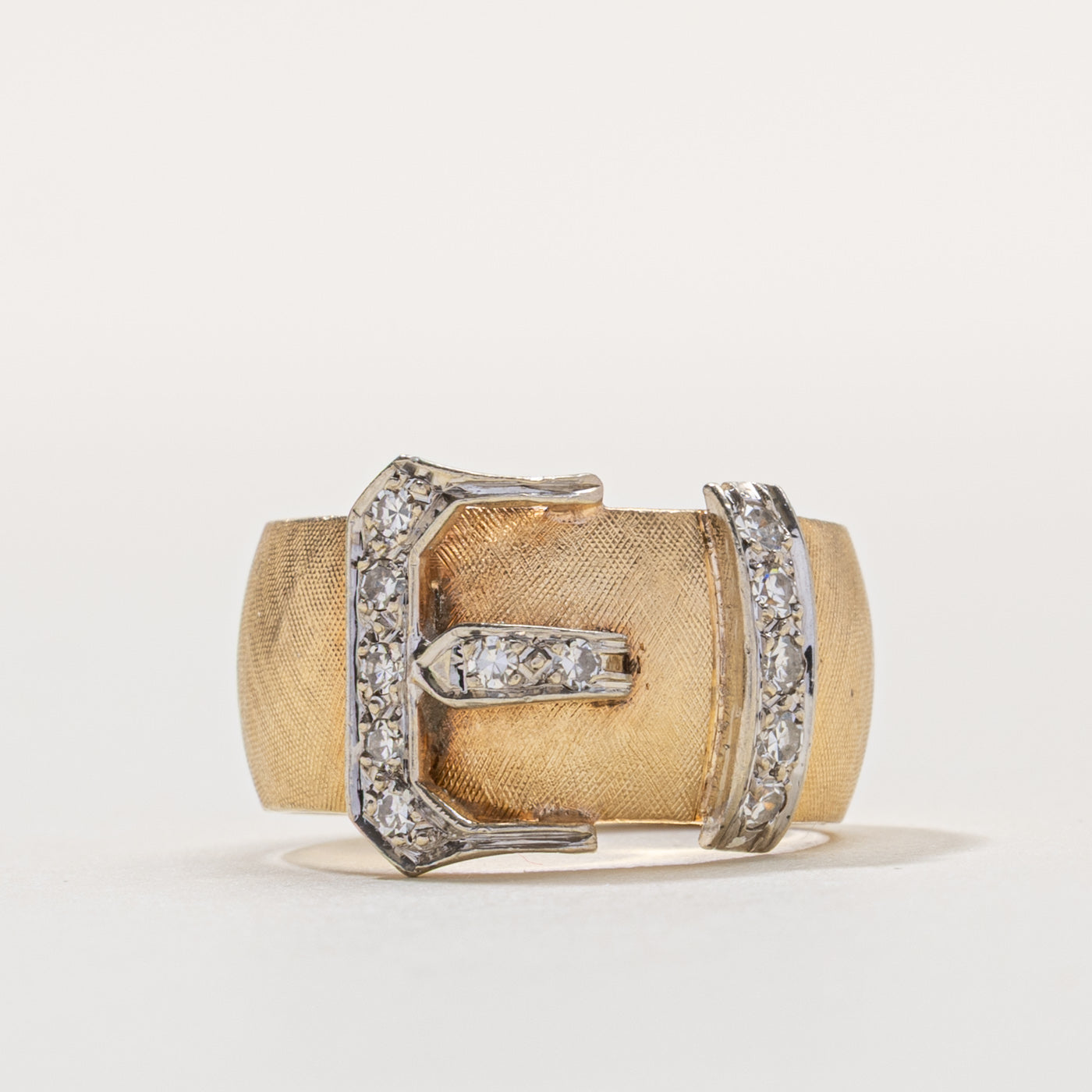 14k Diamond Chunky Buckle Ring | 0.17ctw | SZ 5.5