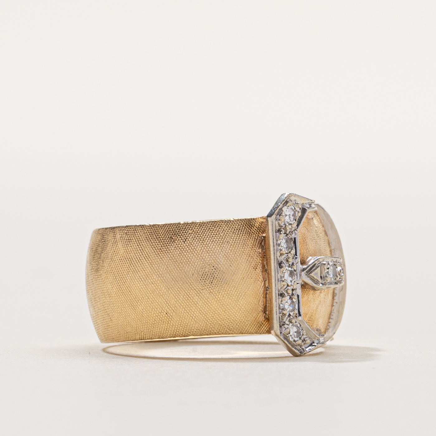 14k Diamond Chunky Buckle Ring | 0.17ctw | SZ 5.5