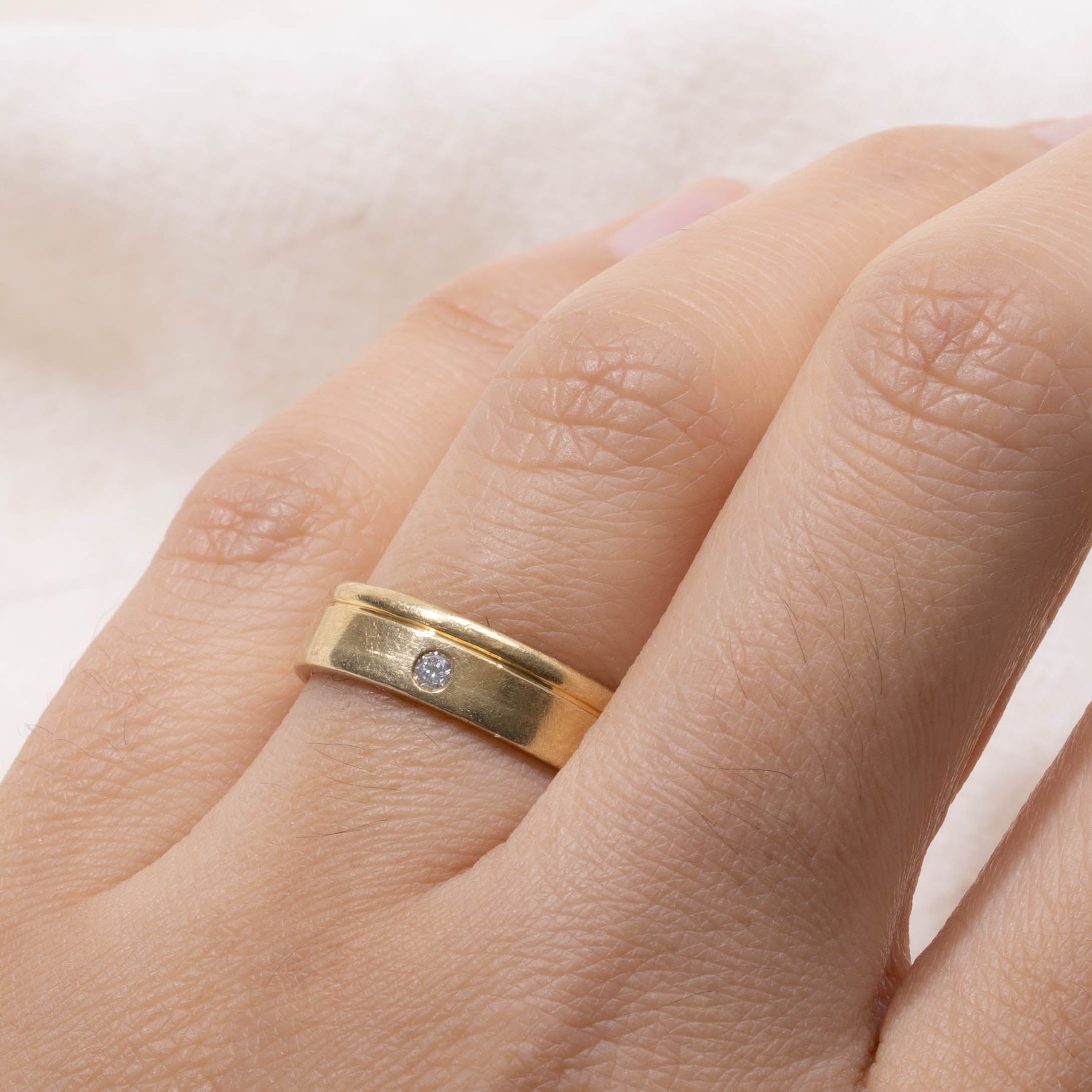 18k Flush Set Diamond Band | 5.10mm | SZ 6.5