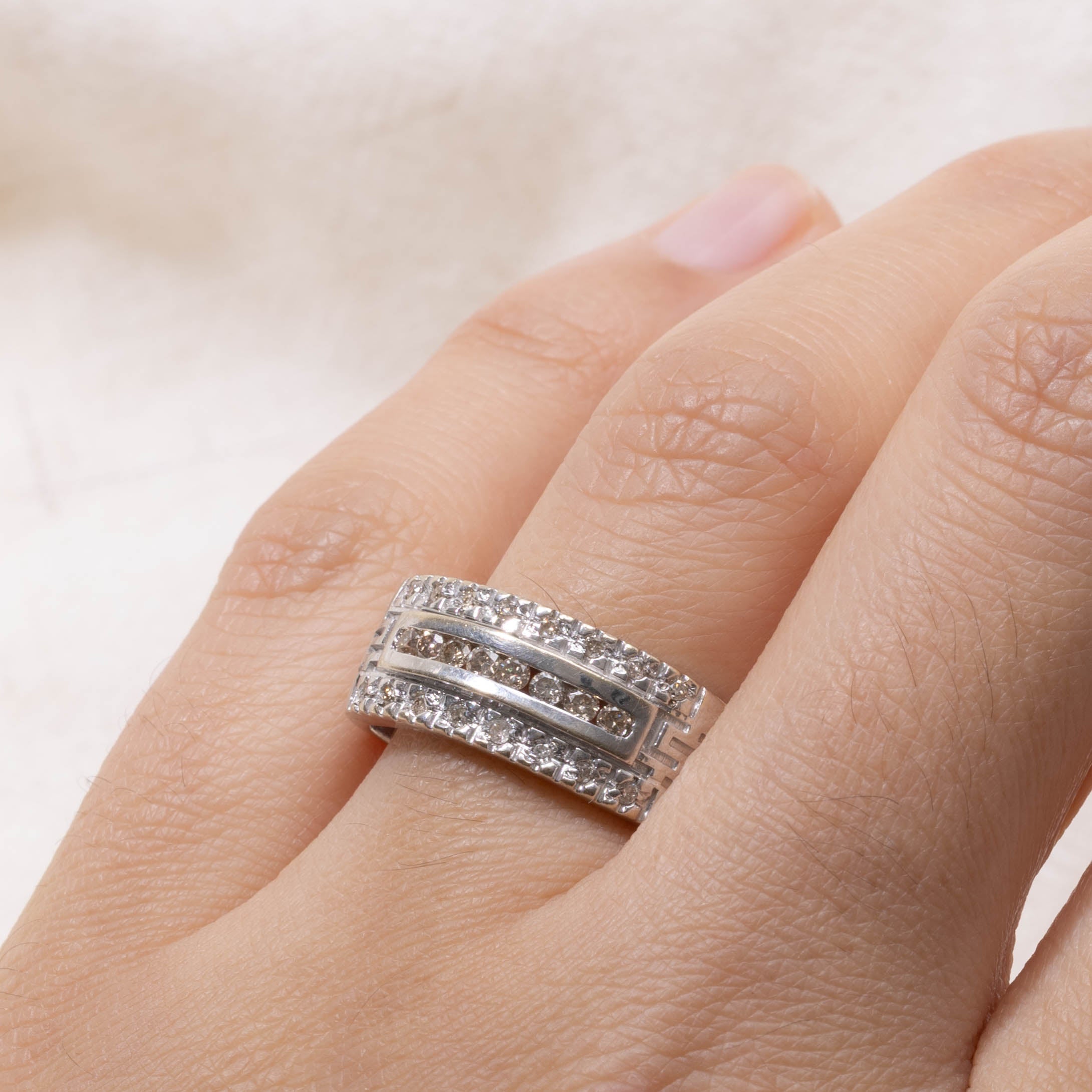 18k Channel Set Diamond Ornate Dome Ring | SZ 8.5