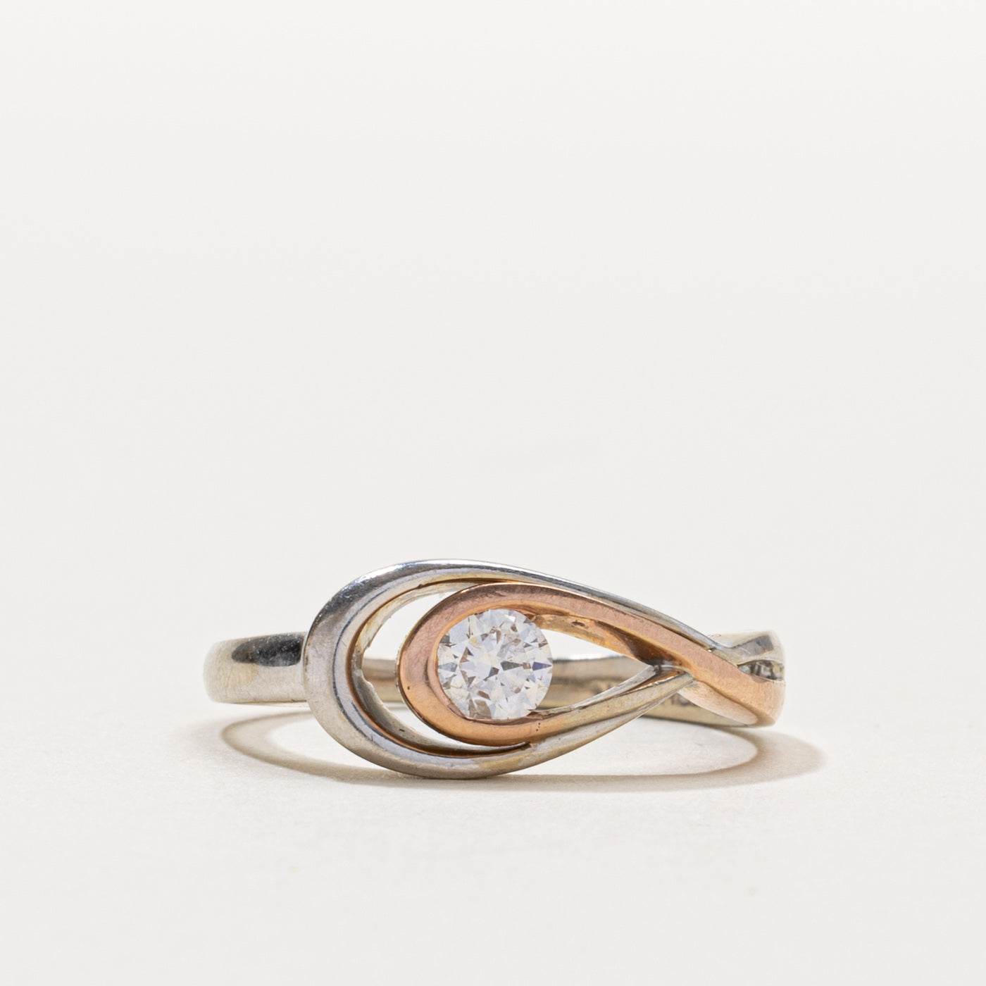 14k Two-Tone Semi Bezel Diamond Ring | 0.25ct | SZ 7.5
