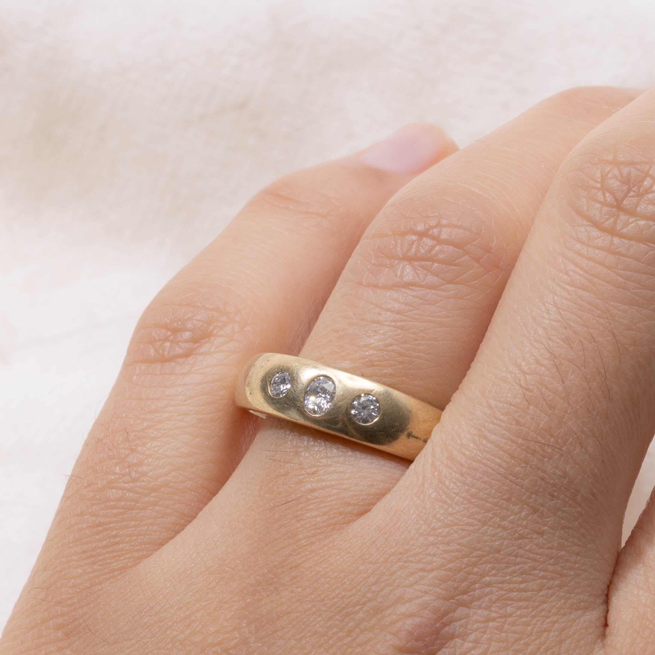 10k Three Stone Flush Set Diamond Ring | SZ 9.5