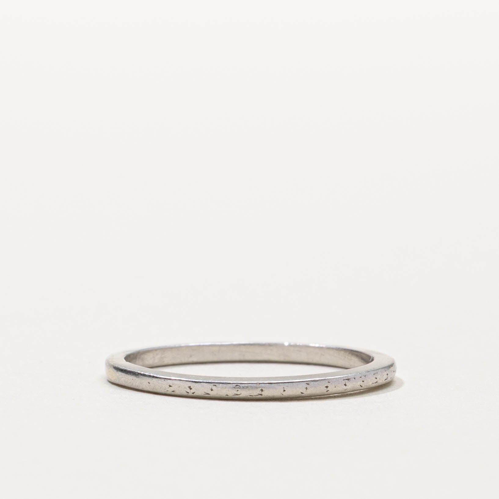 Platinum Thin Stacking Band | 1.35mm | SZ 6.25