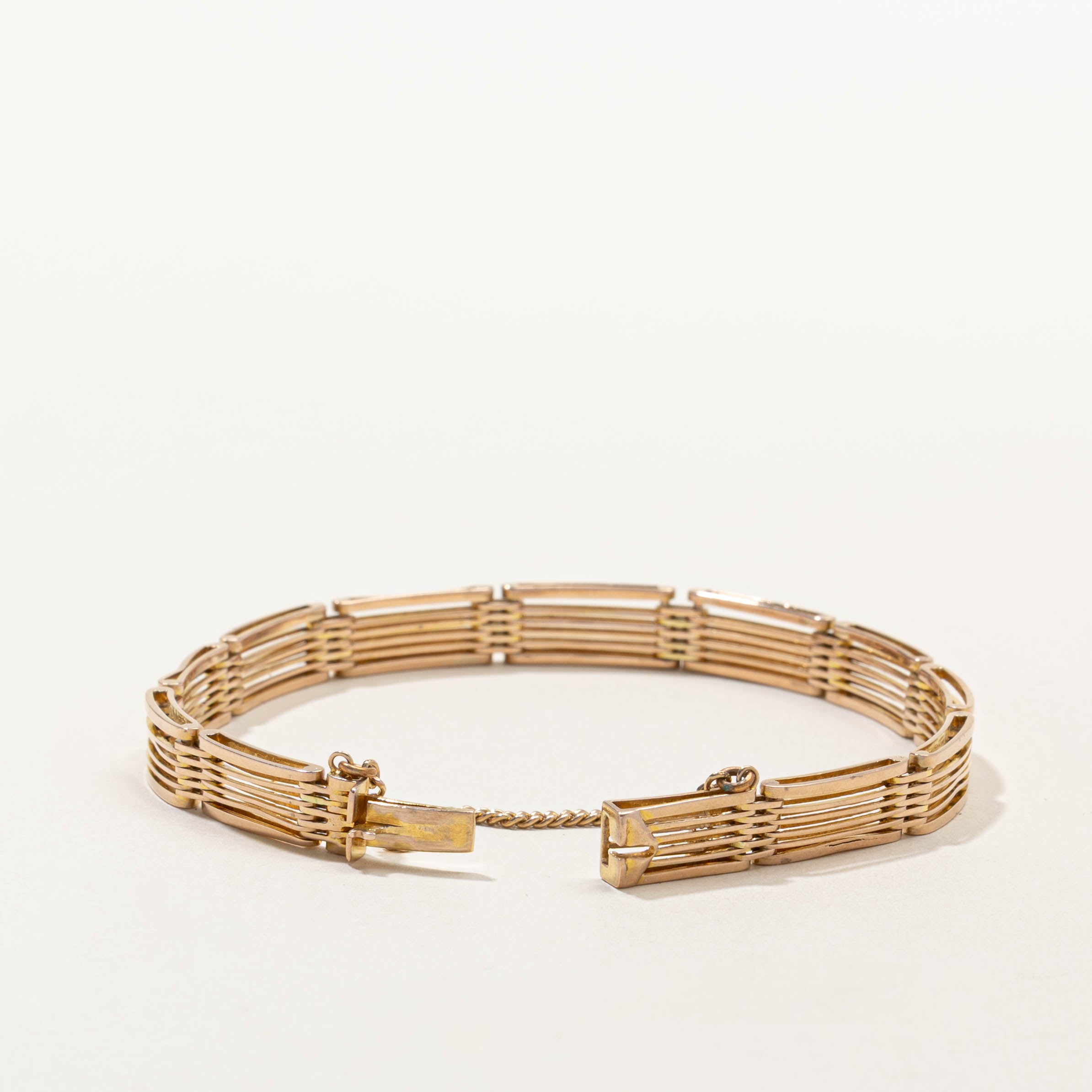 9k Yellow Gold Openwork Stacked Bar Bracelet
