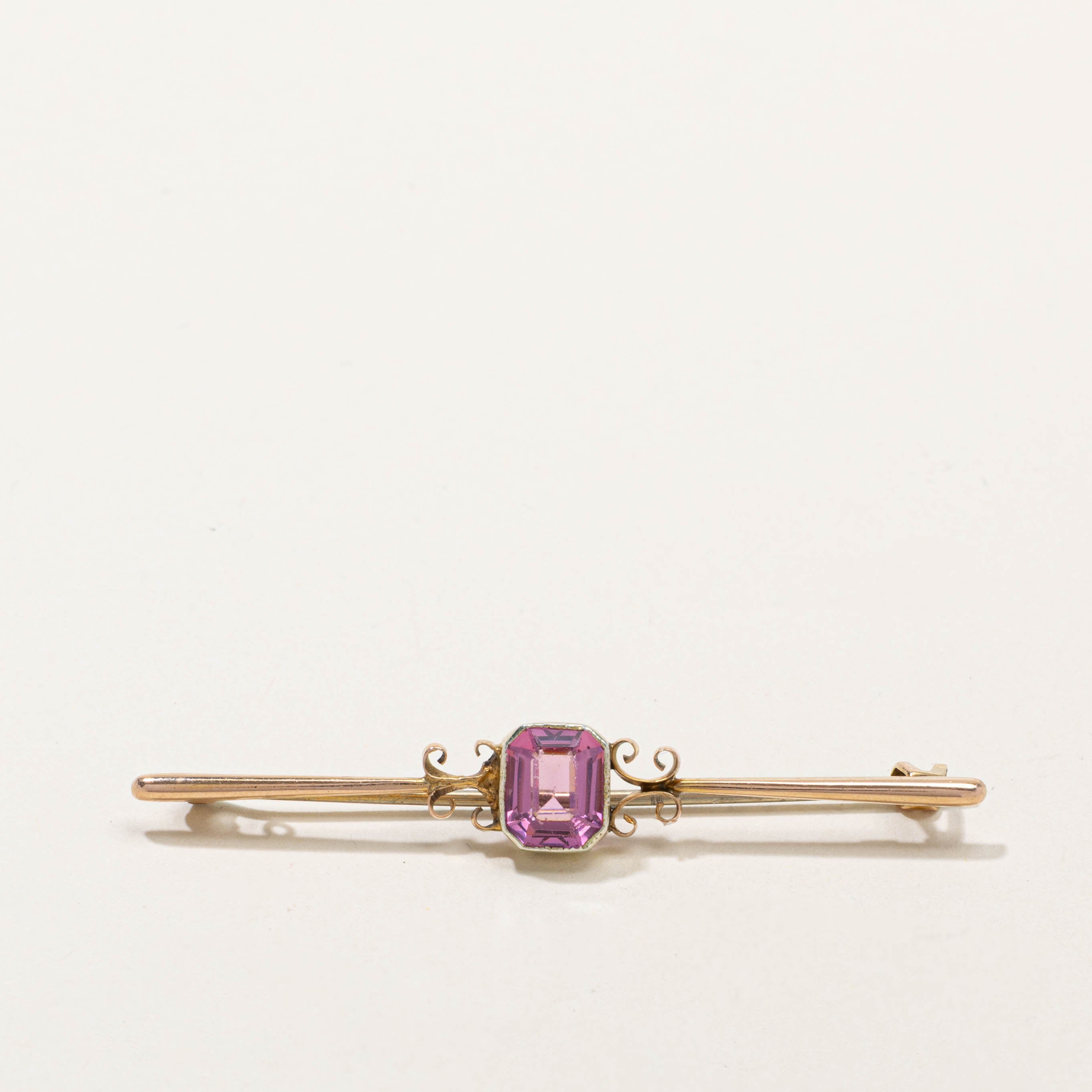 9k Antique Pink Glass Bar Brooch | 3.00ct