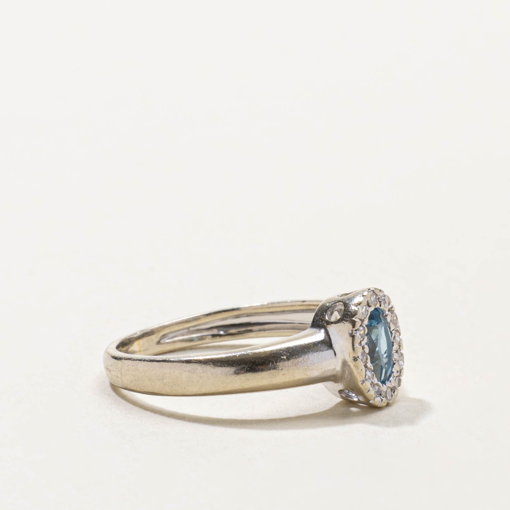 14k Blue Topaz & Diamond Halo Ring | 0.25ct, 0.06ctw | SZ 3.25