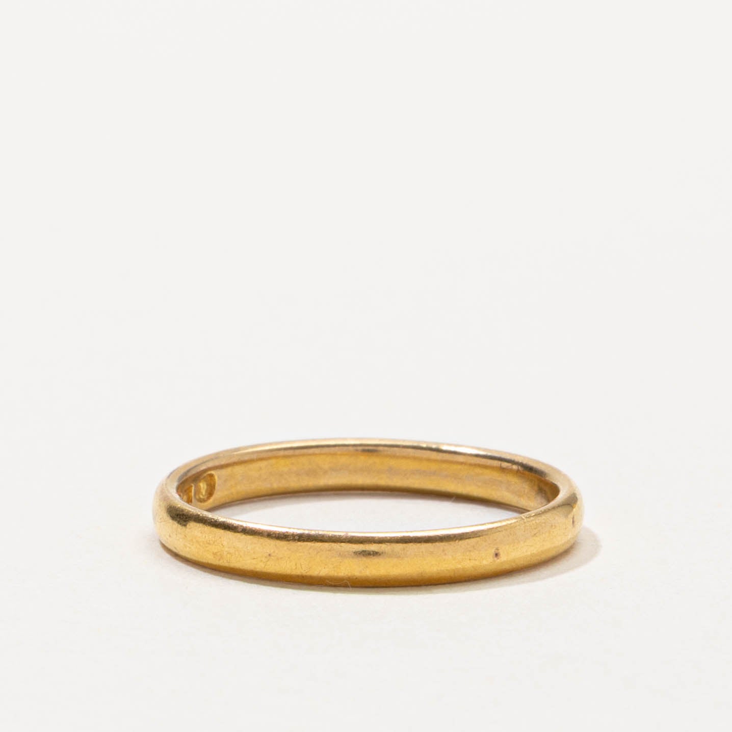 1953 London 22k Thin Stacking Band | 2.40mm | SZ 6