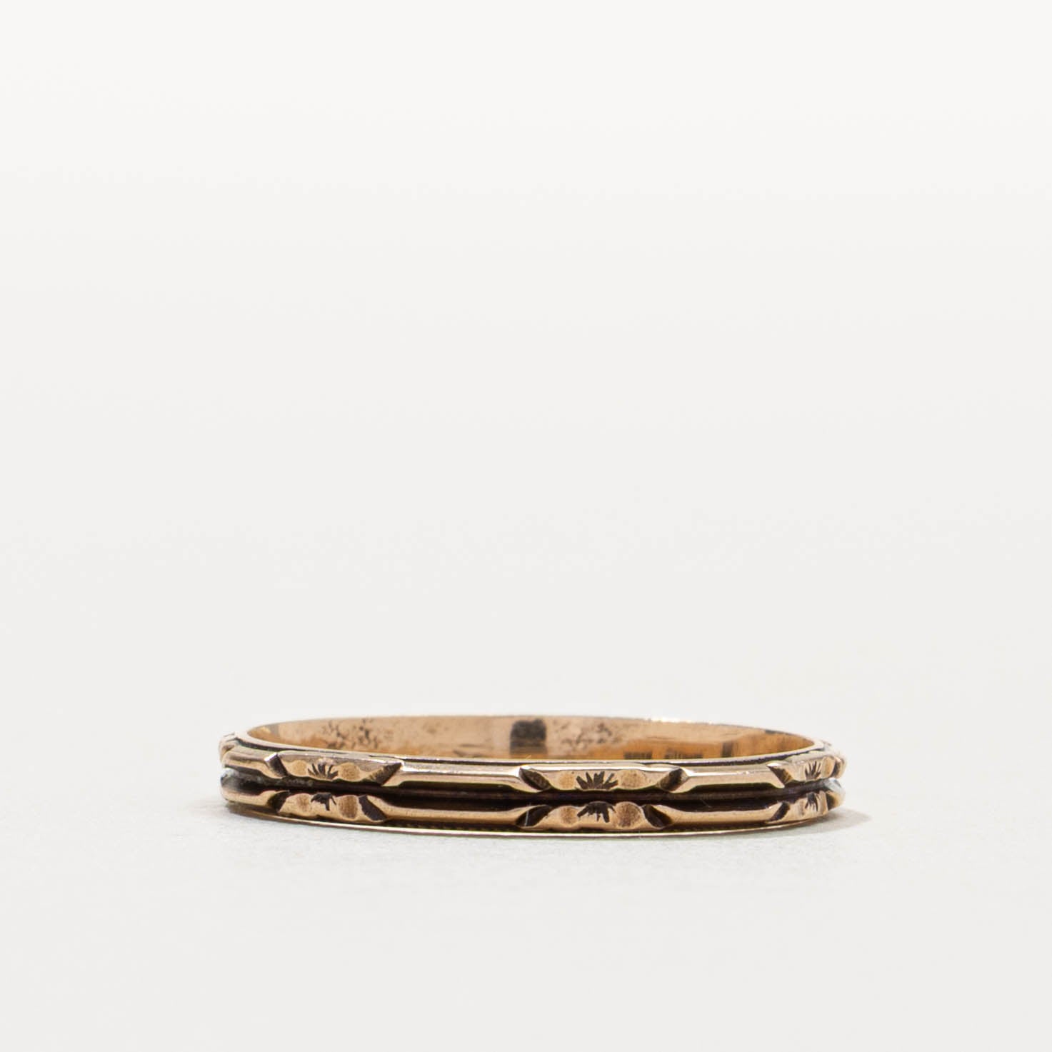 10k Floral Engraved Band | 2.10mm | SZ 6