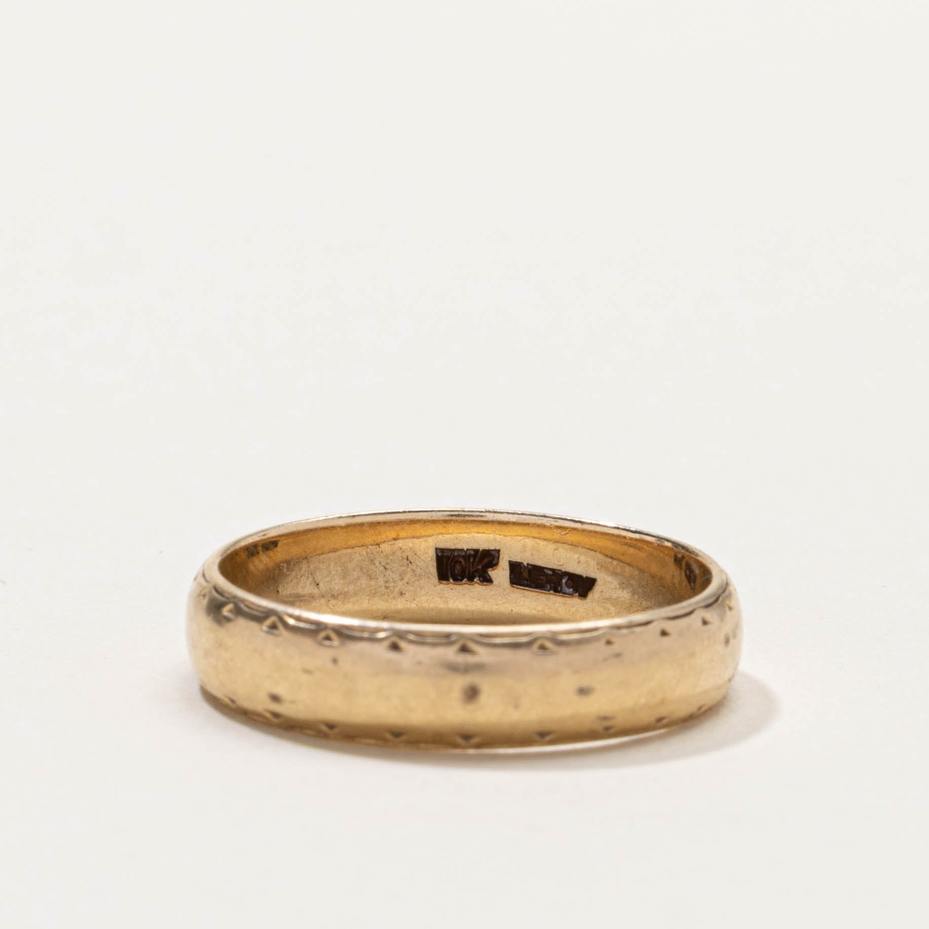 10k Textured Band | 4.85mm | SZ 9