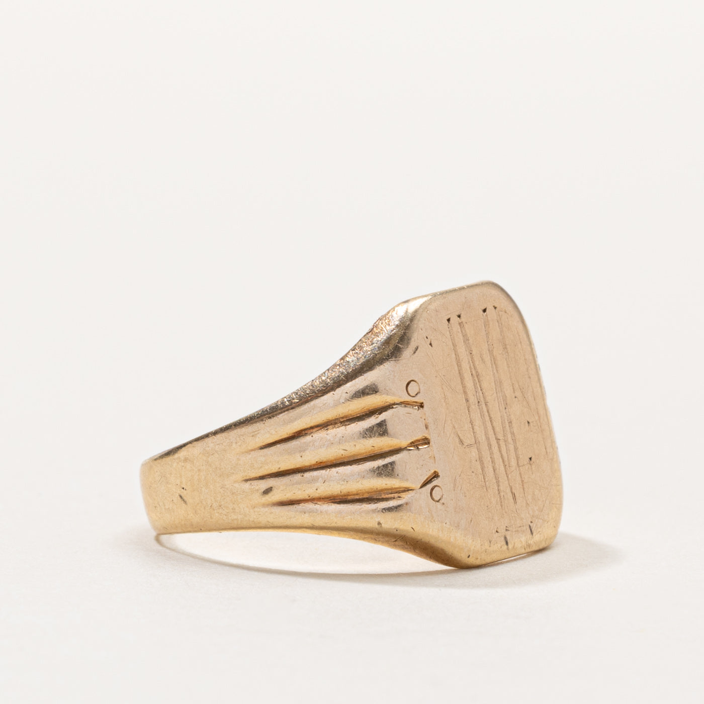 Vintage Canadian ‘Birks’ 10k Engraved Signet Ring | SZ 9