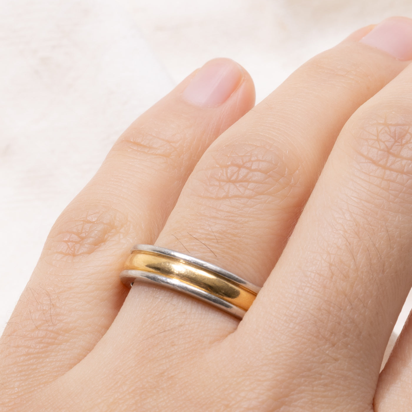 Platinum Two Tone Grooved Band | 4.95mm | SZ 8.75