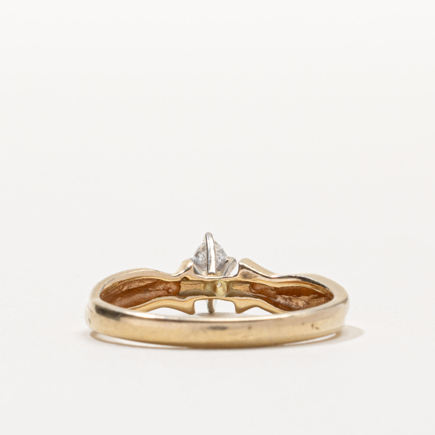 14k Marquise Cut Diamond Grooved Ring | 0.15ctw | SZ 7.25