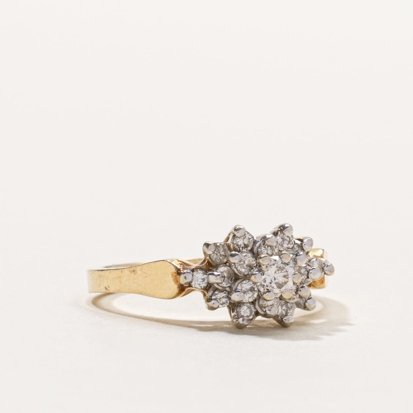14k Diamond Petal Cluster Ring | 0.28ctw | SZ 6.25