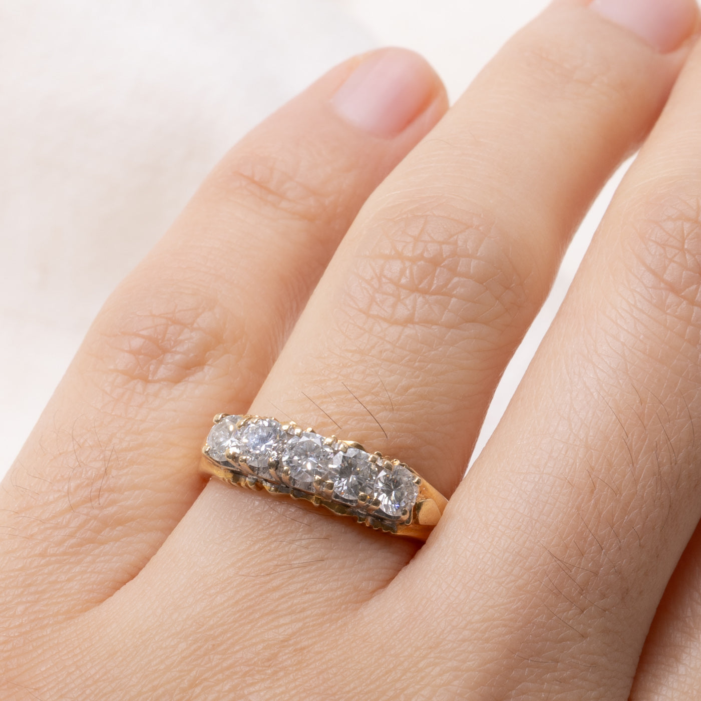 14k Five Stone Diamond Ring | 0.20ct | SZ 5.75
