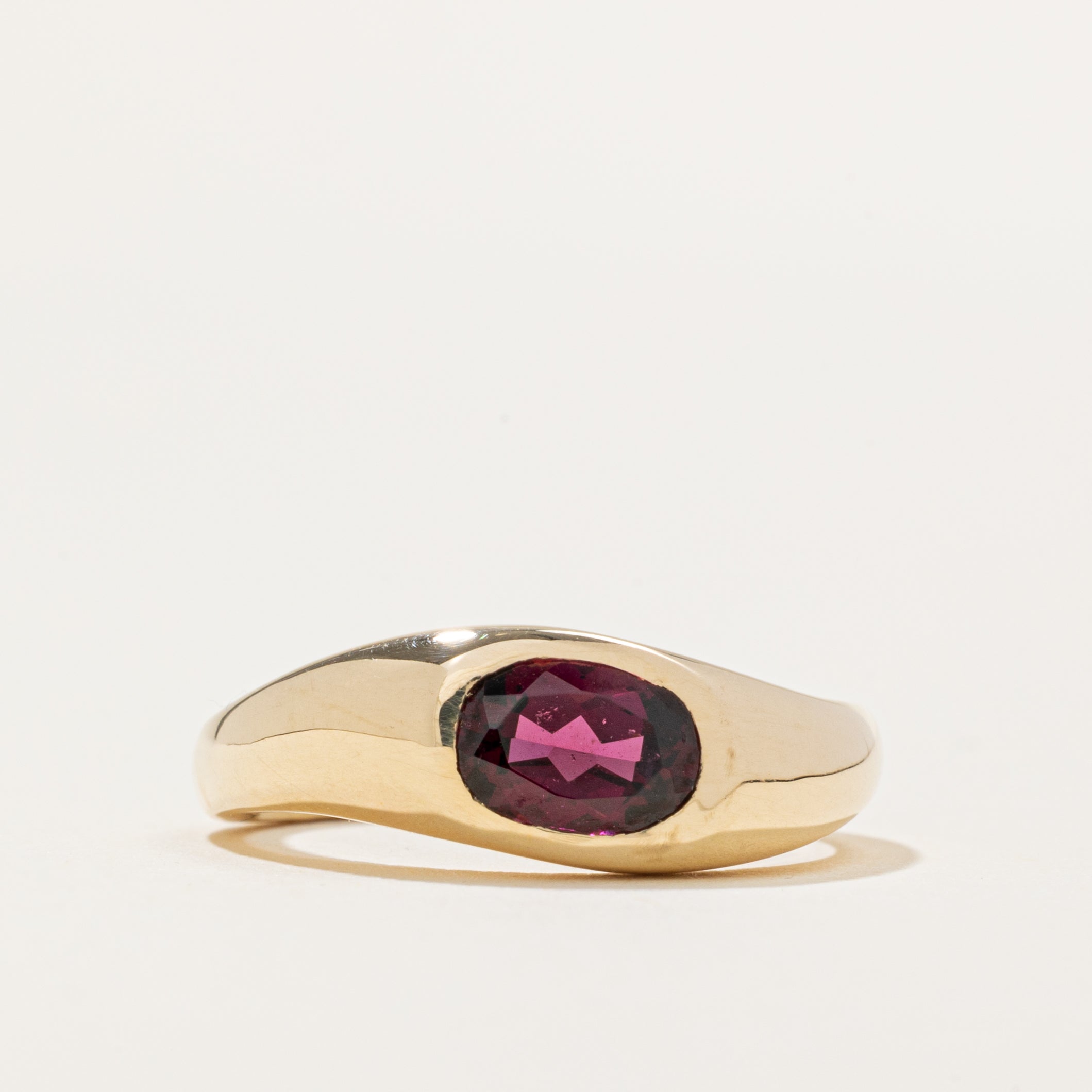 '100 Ways' 10k Oval Garnet Wavy Ring | SZ 6 | 1.21ct