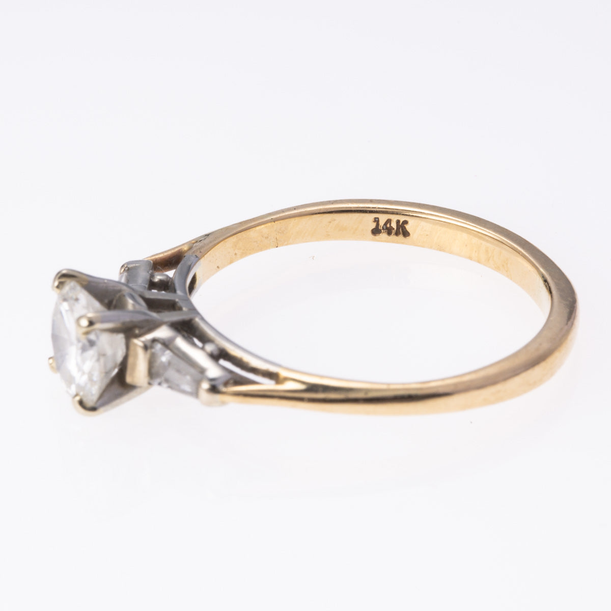 Bague trio en or jaune 14 carats et diamants | 0,82 ct, 0,20 ct au total | Taille 7,25 |