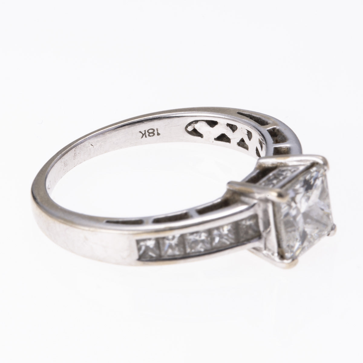 18K White Gold Princess Cut Diamond Ring | 1.06 ctw, 0.38ctw, 0.05ctw | SZ 5.5 |