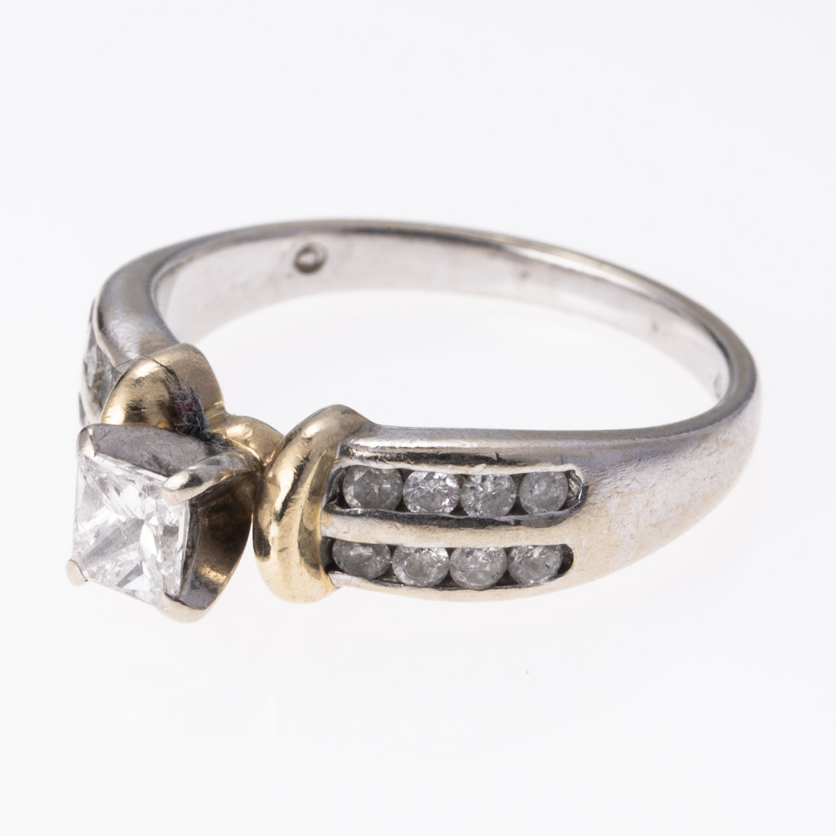14K White and Yellow Gold Princess Cut Diamond Ring | 0.76 ctw | SZ 7 |