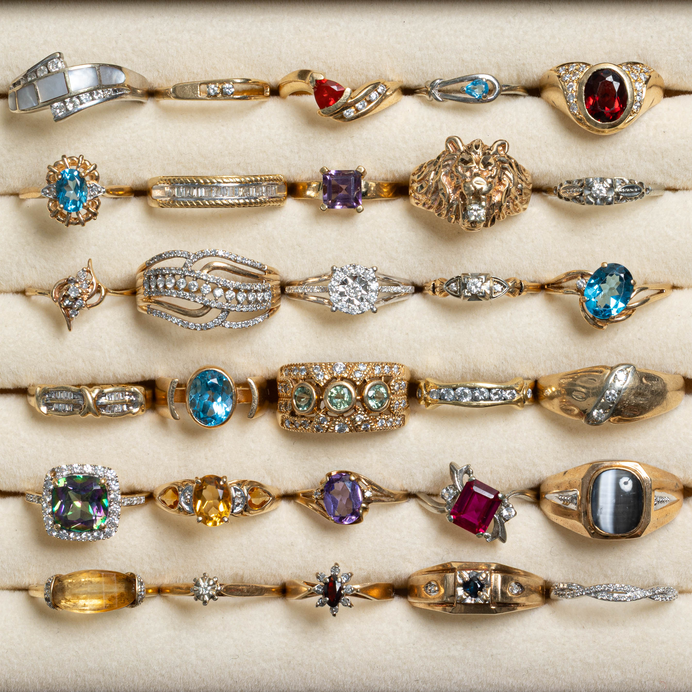 Ring Tray Collection No. 5