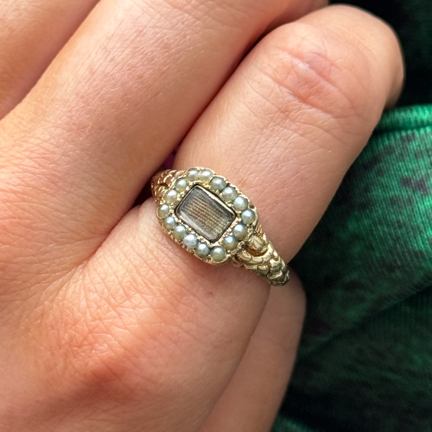 Antique Georgian Mourning Ring with Seed Pearls | SZ 7.75 |