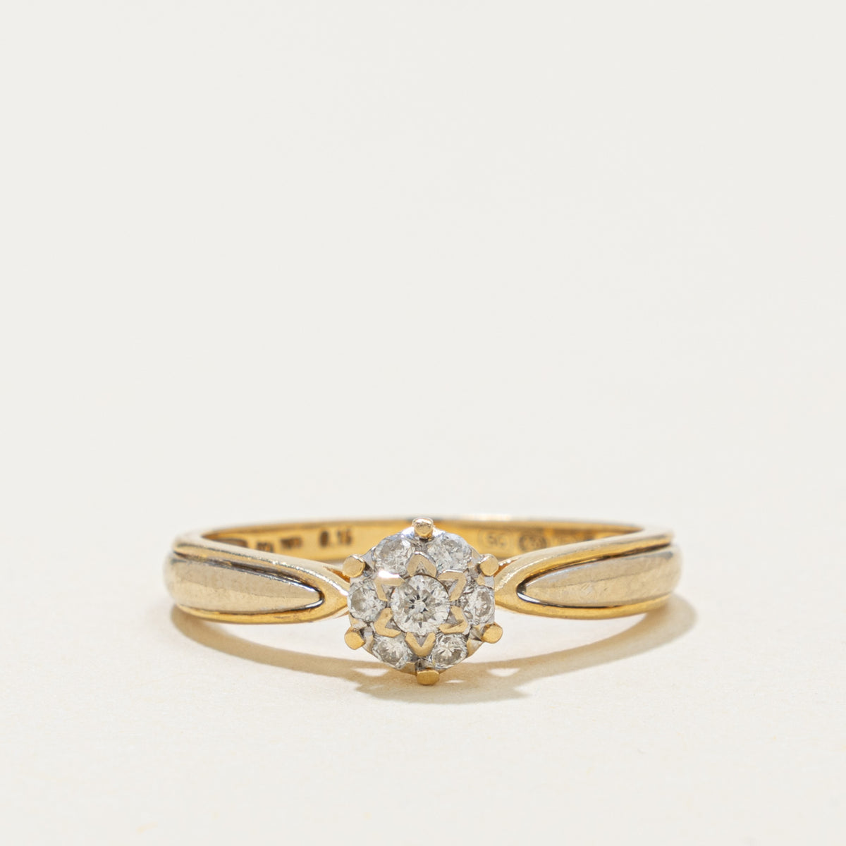 2000 Sheffield Diamond Cluster Reverse Tapered Ring | 0.15ctw | SZ 6.5