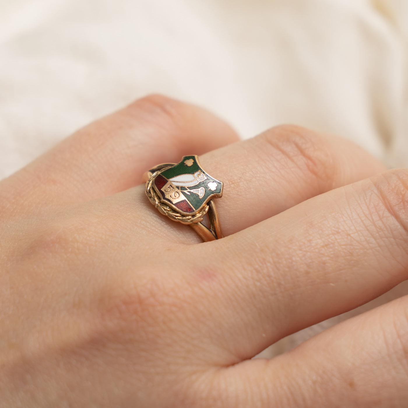 'Birks' Owl Crest Enamel 10k Ring | SZ 6.5