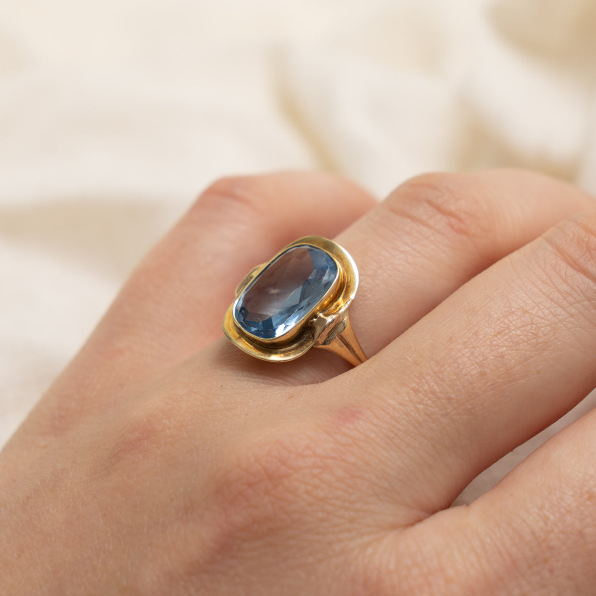 Dutch 14k Blue Topaz Cocktail Ring | 3.41ct | SZ 7.25