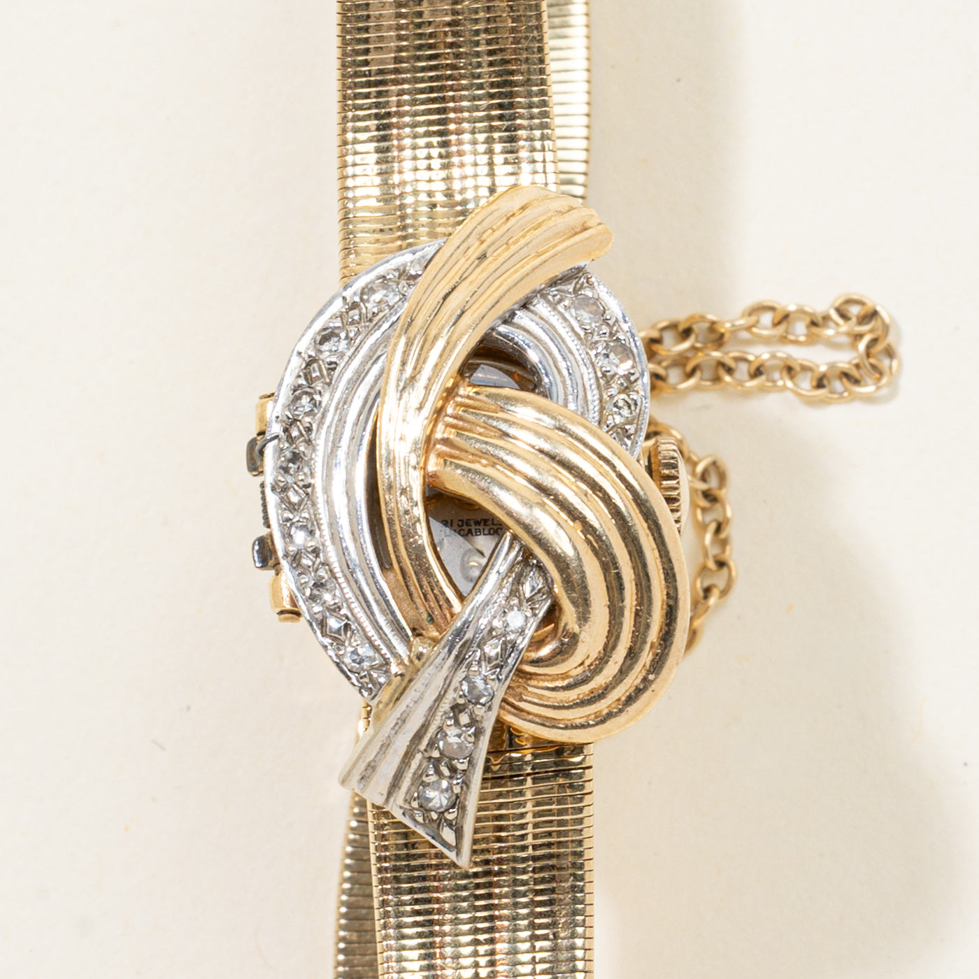 Montre vintage 'Westbury' en or 14 carats avec diamants à clapet | 0,19 ct au total | 7 pouces |