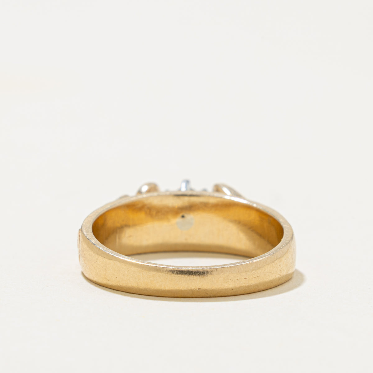 14k Solitaire Diamond Scrollwork Ring | 0.12ct | SZ 6.5