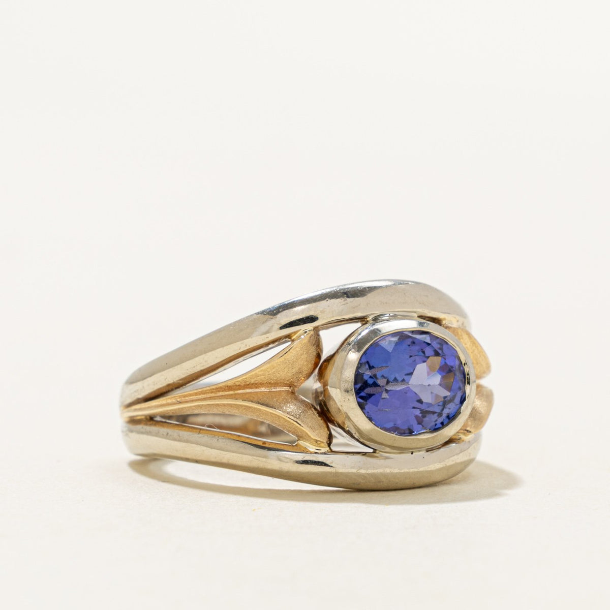 14k Two Tone East West Bezel Set Tanzanite Ring | 1.75ct | SZ 7.25