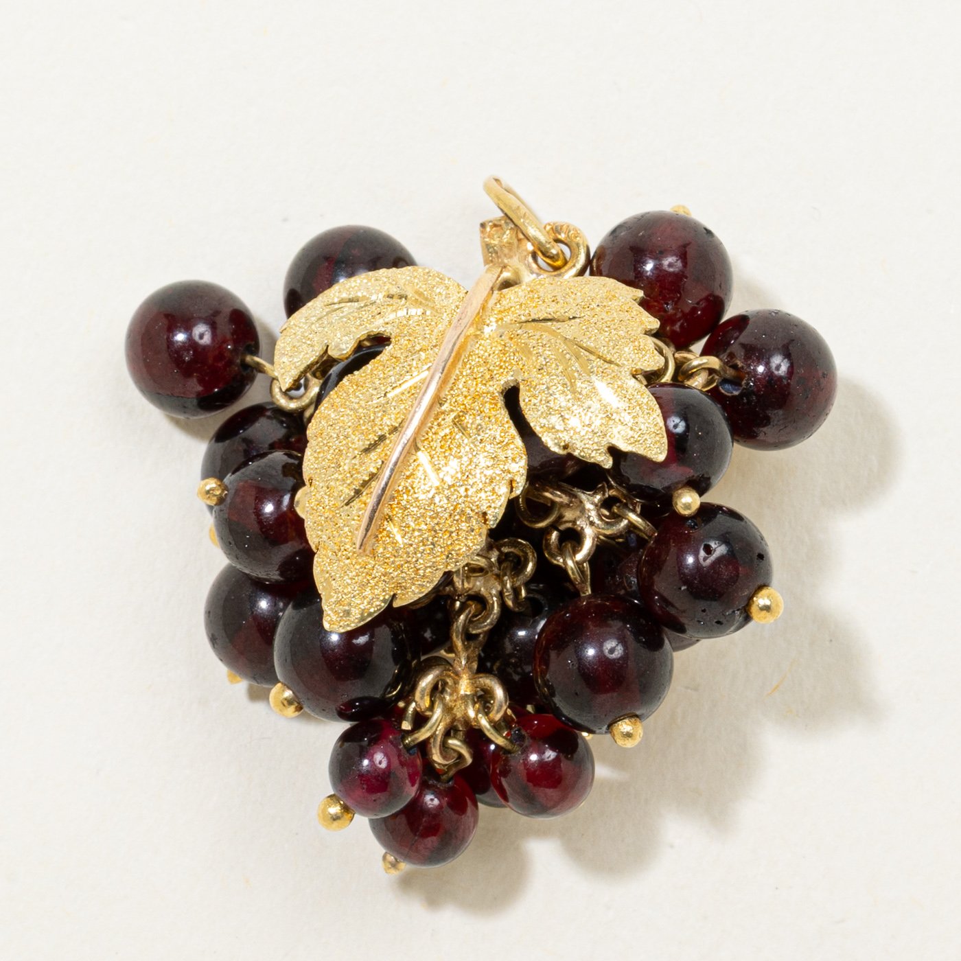 18K Pendants with Garnet