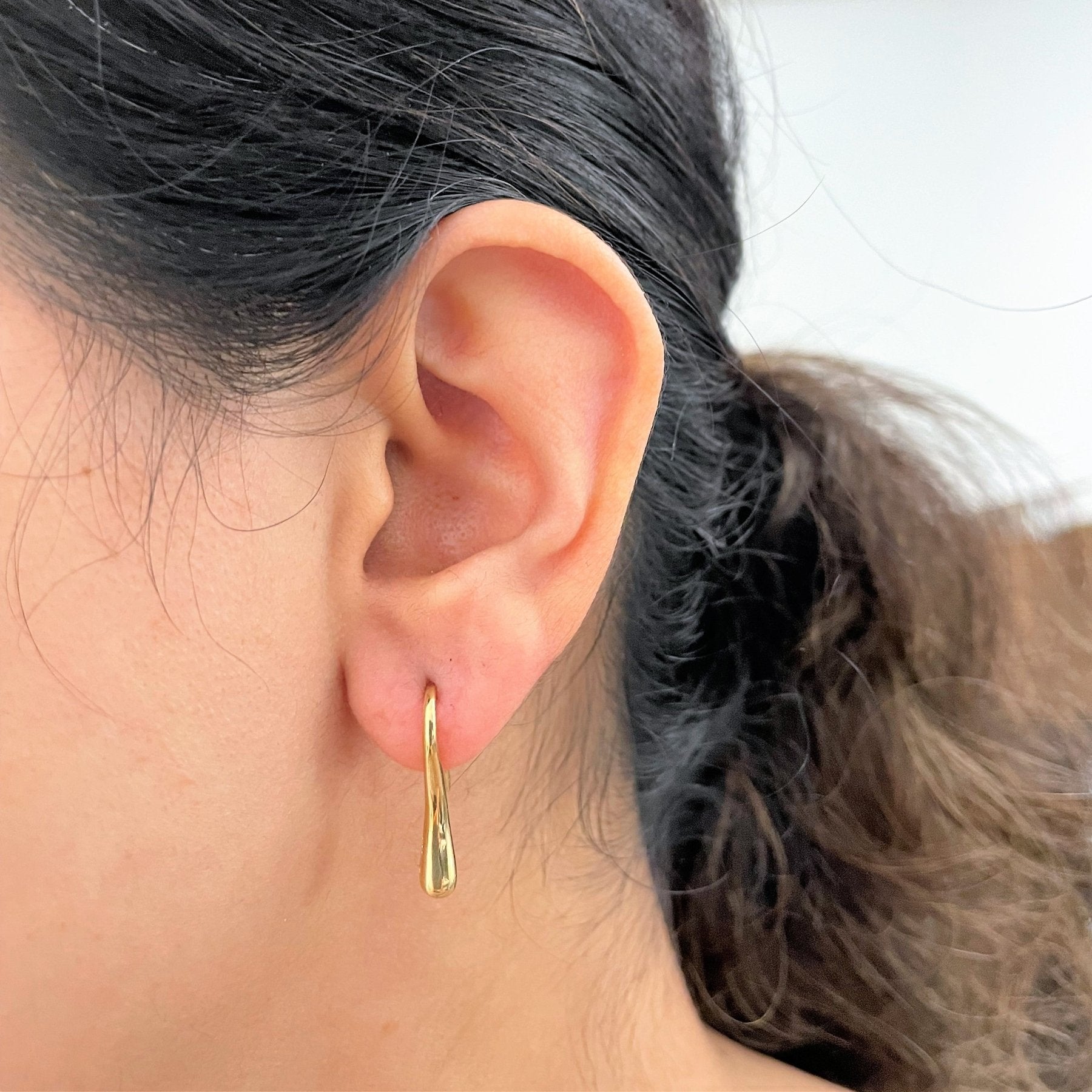 'Birks' Gold Tear Drop Earrings | - 100 Ways