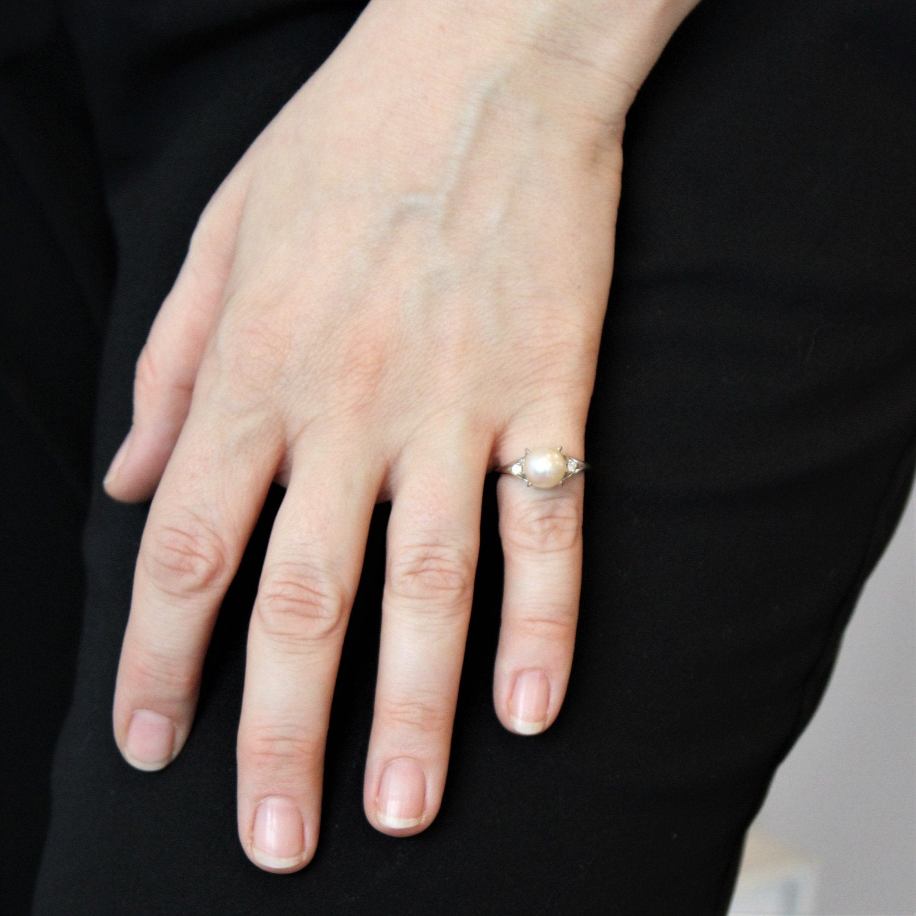 'Birks' Retro Pearl & Diamond Ring | 0.06ctw | SZ 6.25 | - 100 Ways