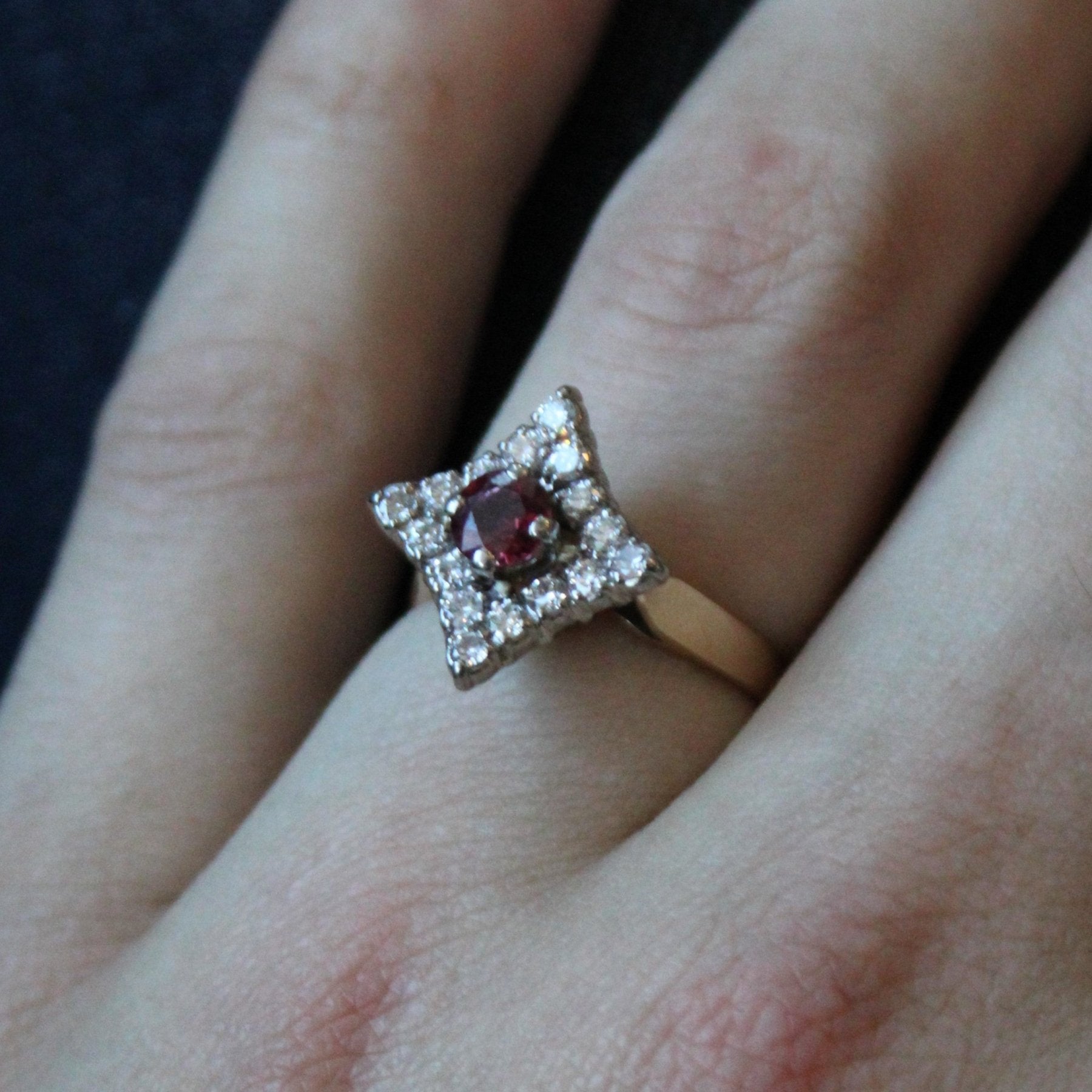 'Birks' Ruby & Diamond Star Ring | 0.52ct, 0.48ctw | SZ 7.75 | - 100 Ways