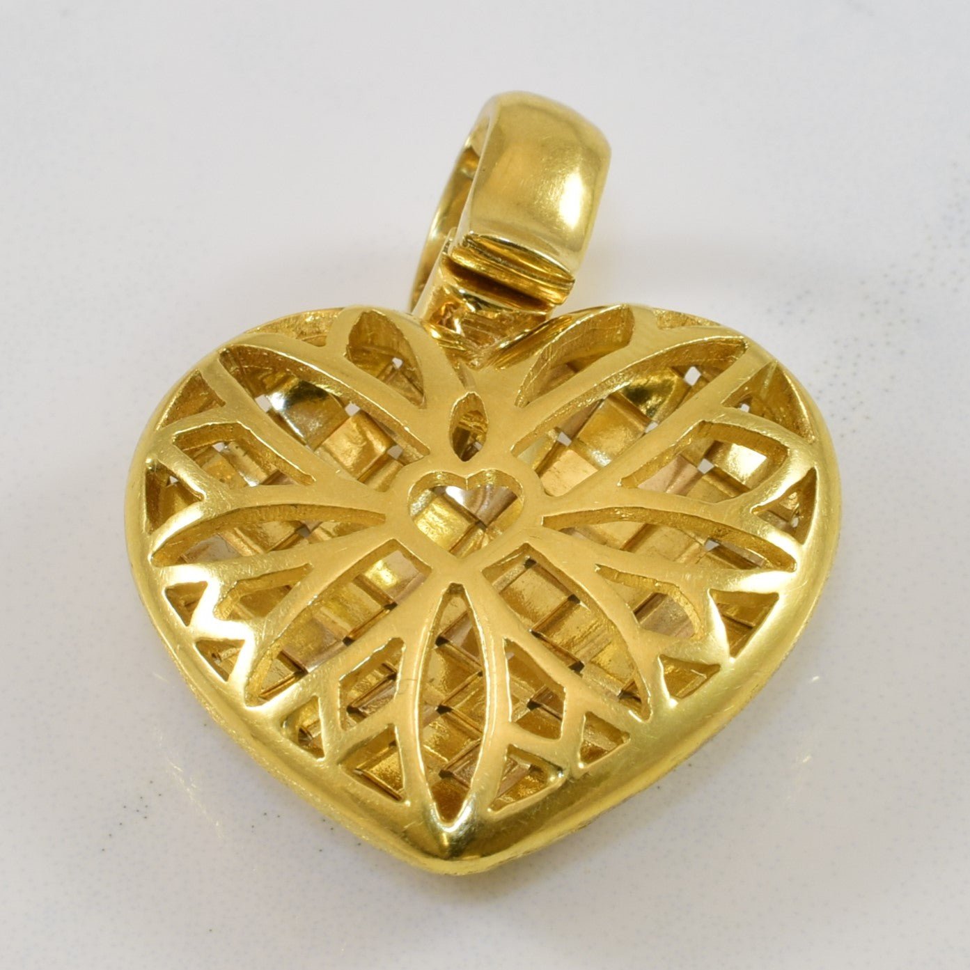 'Birks' Woven Yellow Gold Heart Pendant | - 100 Ways