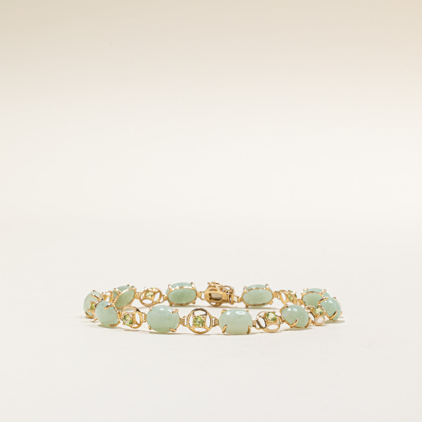 Jade & Peridot Bracelet | 17.50ctw, 1.00ctw | 7.5" |