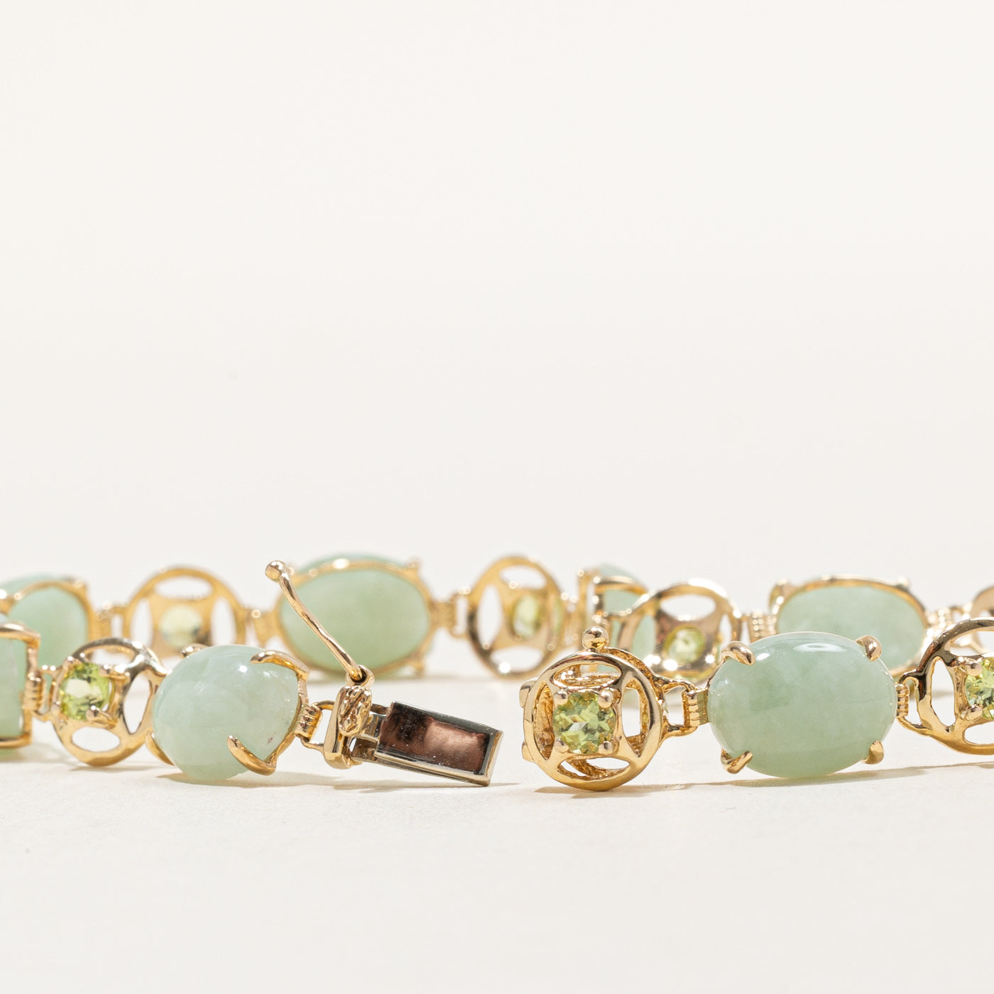 Jade & Peridot Bracelet | 17.50ctw, 1.00ctw | 7.5" |