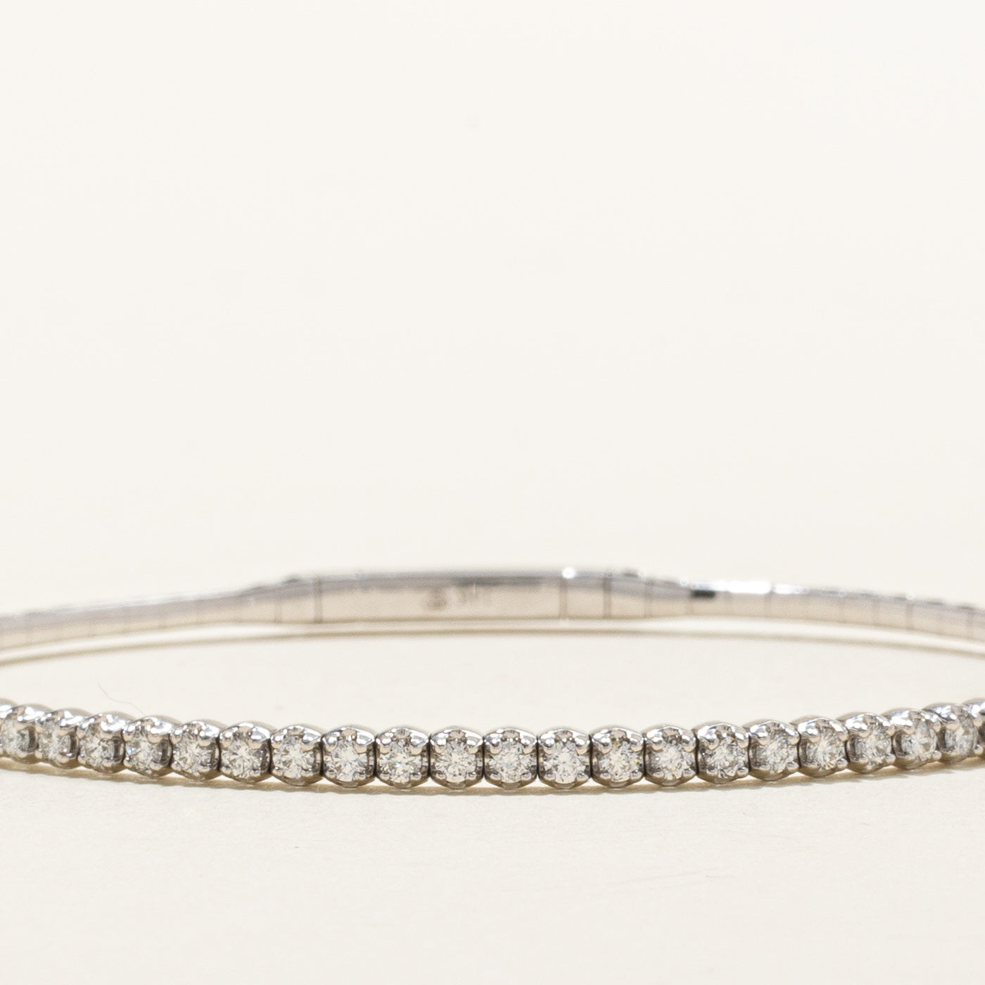 14K White Gold Diamond Tennis Bangle Bracelet | 0.80ctw | 7.25"
