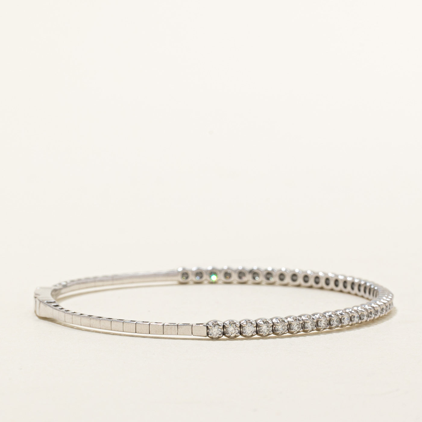 14K White Gold Diamond Tennis Bangle Bracelet | 0.80ctw | 7.25"