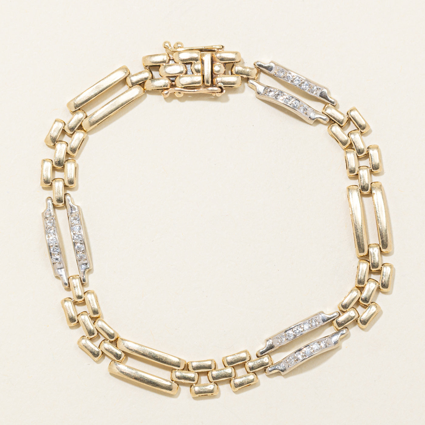 Bracelet chaîne panthère modifiée en or 14 carats serti de diamants | 0,36 ct | 18,4 cm