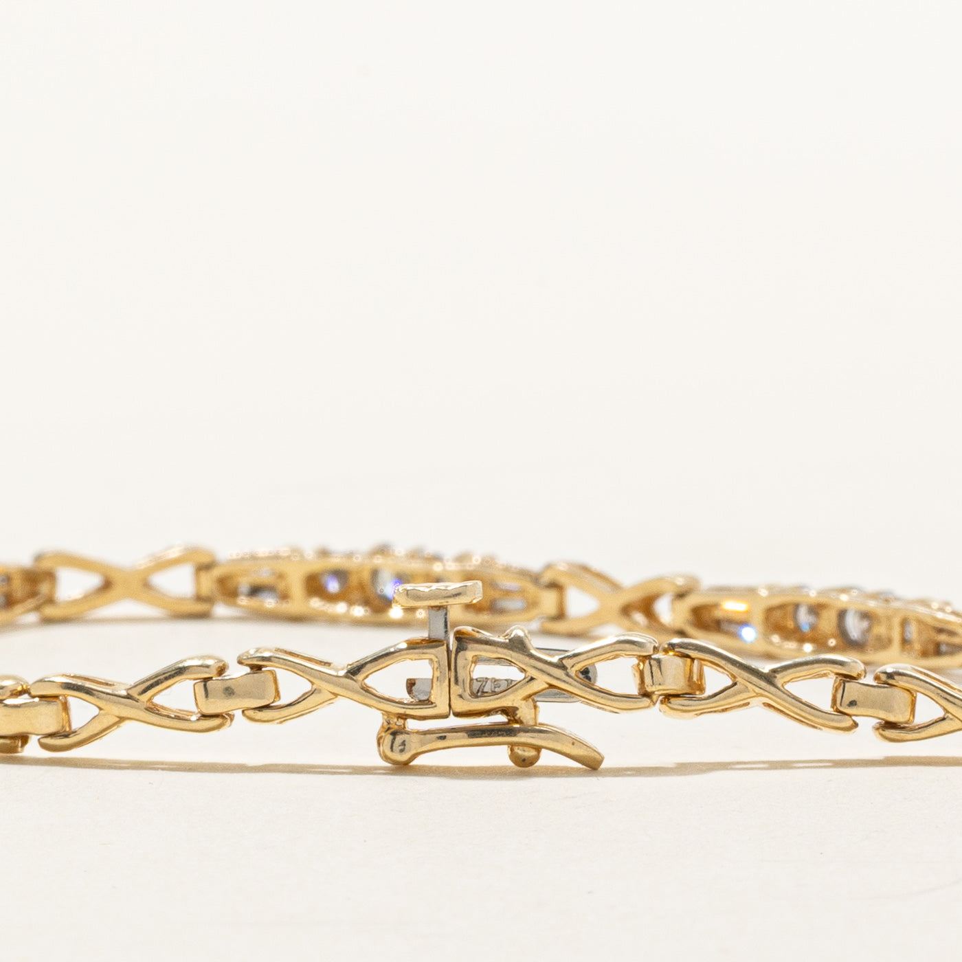 Bracelet tennis géométrique en or 14 carats serti de diamants taille multiple | 1,00 ct au total | 17,8 cm