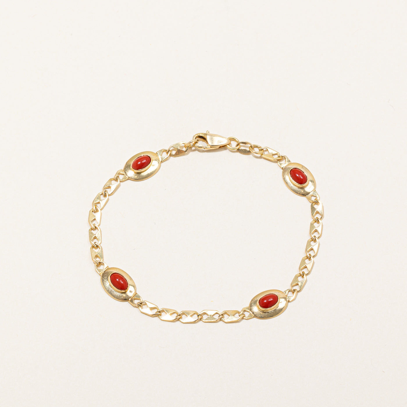 Italian Pink Coral Bracelet | 1.30ctw | 7.25" |