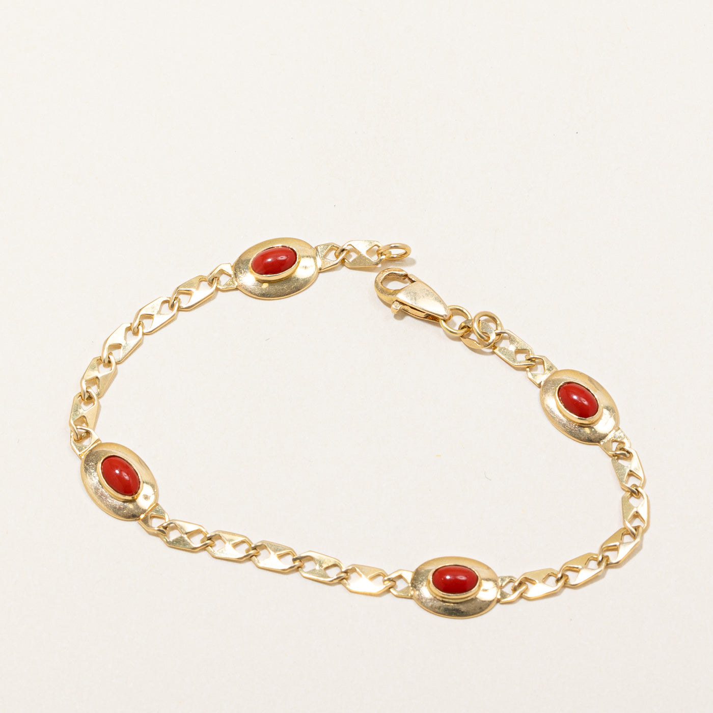 Italian Pink Coral Bracelet | 1.30ctw | 7.25" |