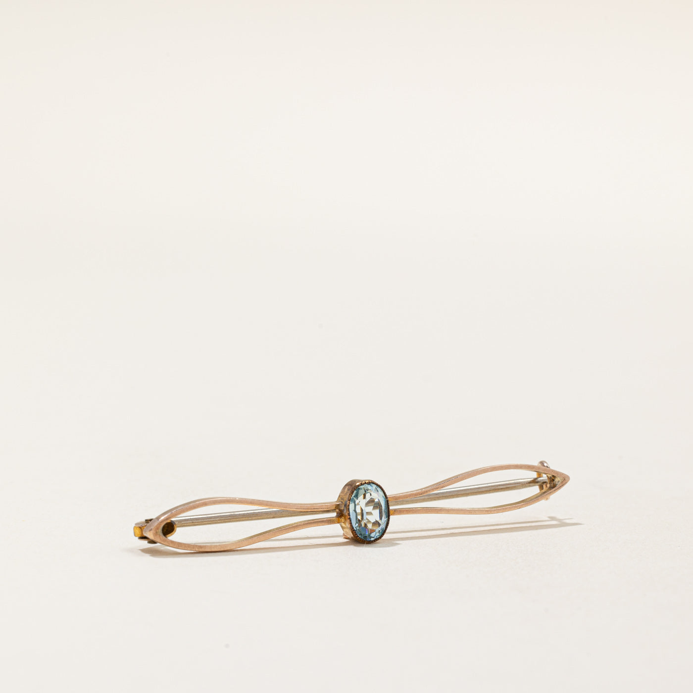 Vintage Paste Glass Brooch | 0.65ct |
