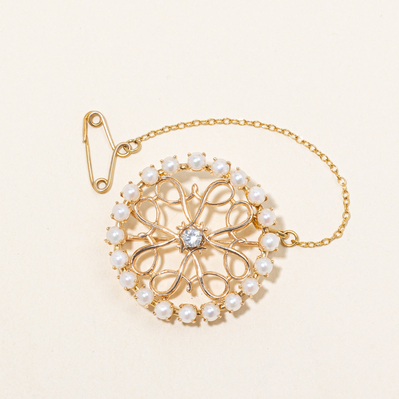 Diamond & Pearl Brooch | 0.12ct |