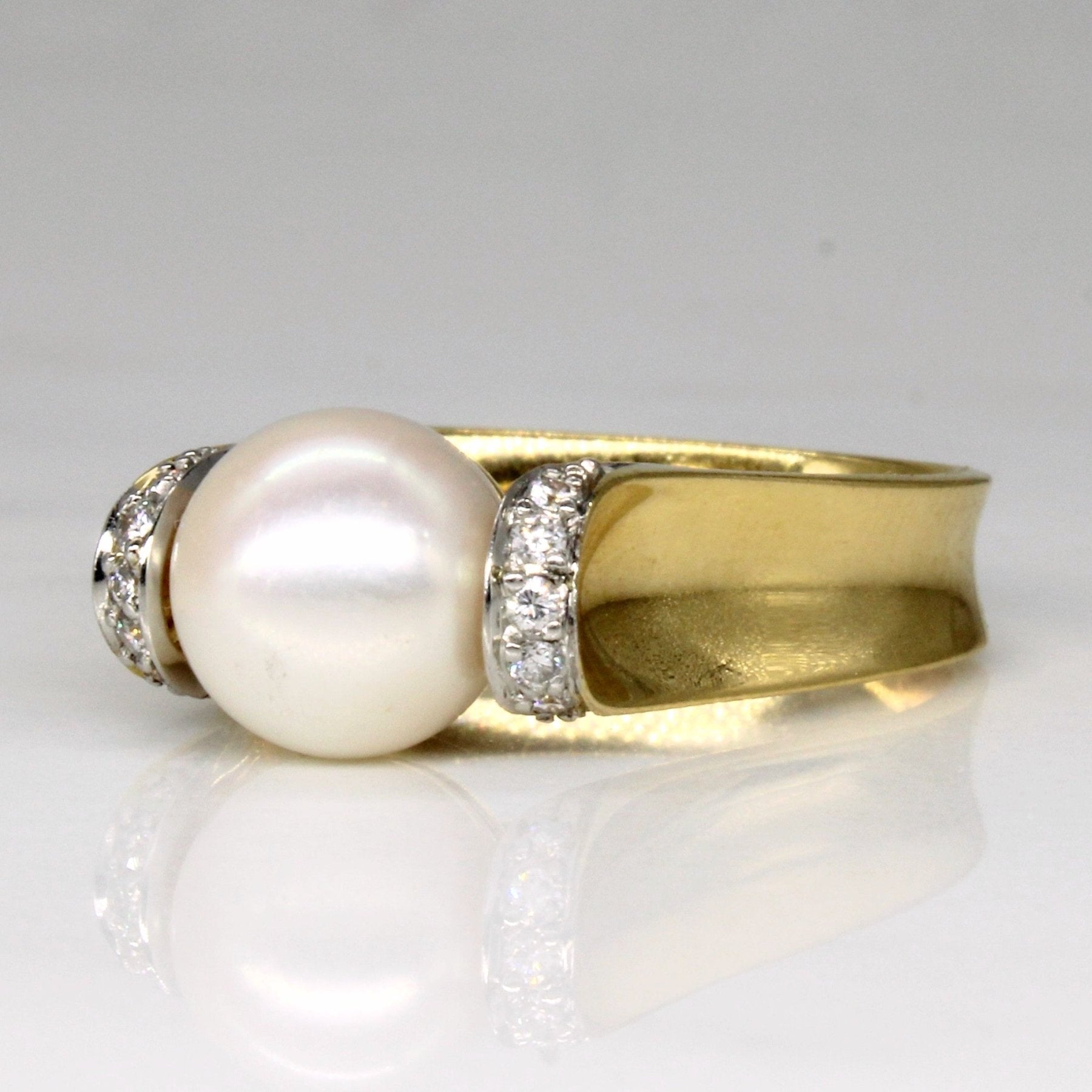 'Cavelti' Pearl & Diamond Ring | 0.10ctw | SZ 6 | - 100 Ways