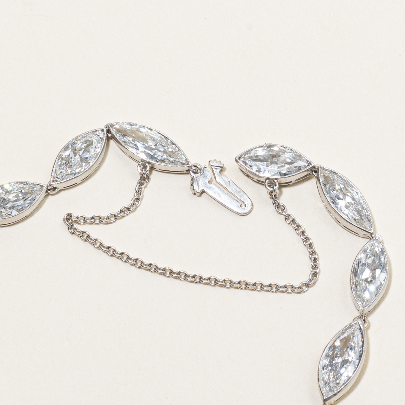 Bracelet en diamants de l'époque édouardienne | 9,41 ct | 17,8 cm |