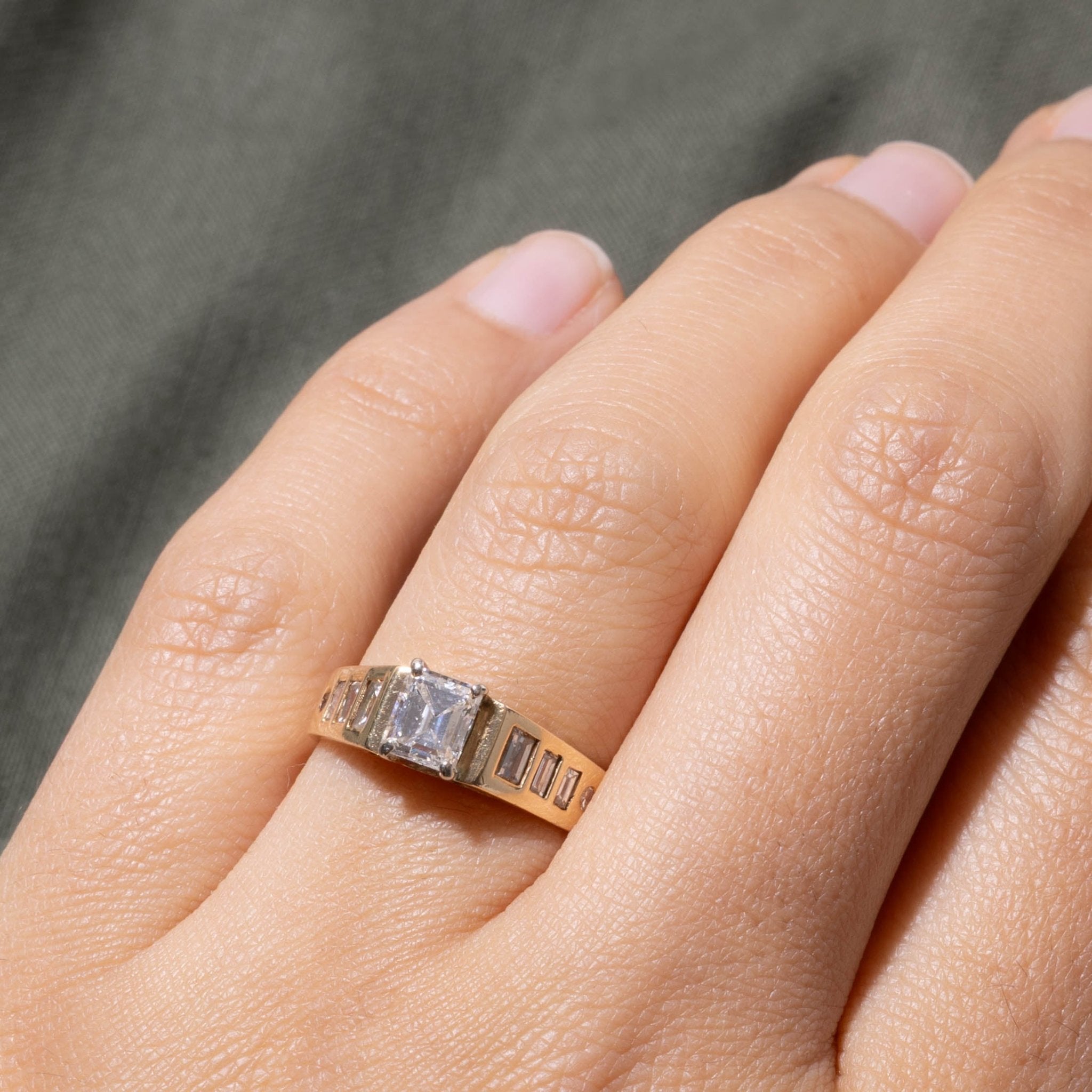 14k Flush Set Diamond Geometric Ring | 1.04ctw | SZ 6.25