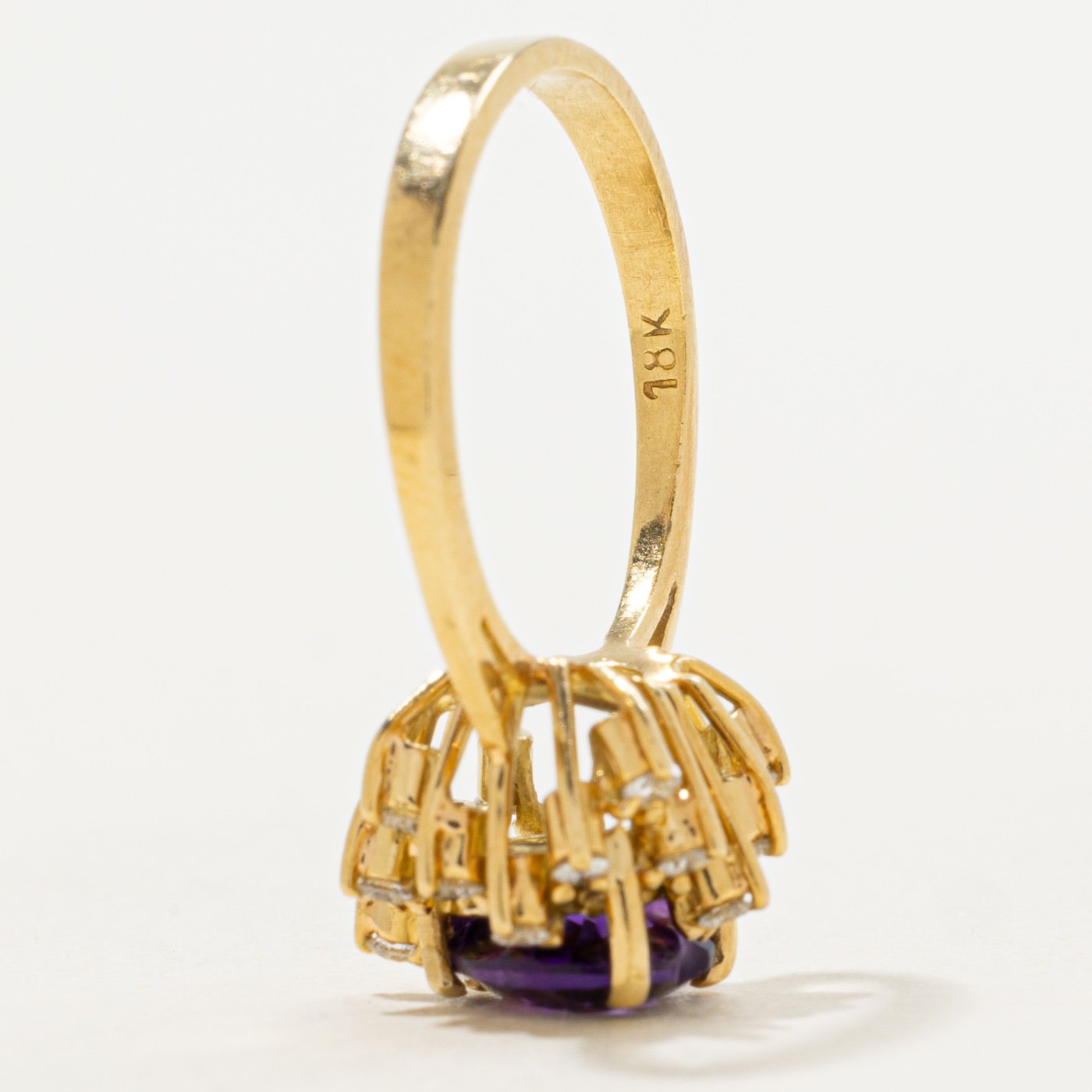 18K Ring with Diamond Accents with Amethyst